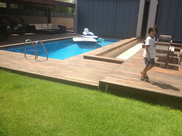 בניית בריכות שחיה פרטיות בגינה